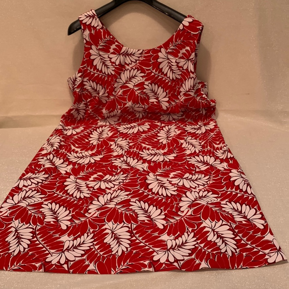 Julian Taylor Red Printed Dress with pockets. Size 14